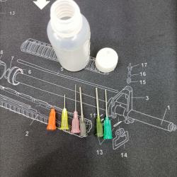 Burette bouteille rechargeable avec aiguilles applicatrice - 30ml x2