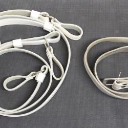 Ensemble ceinture et deux bretelles (baudrier) en cuir blanc militaire