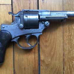 Vends revolver ancien