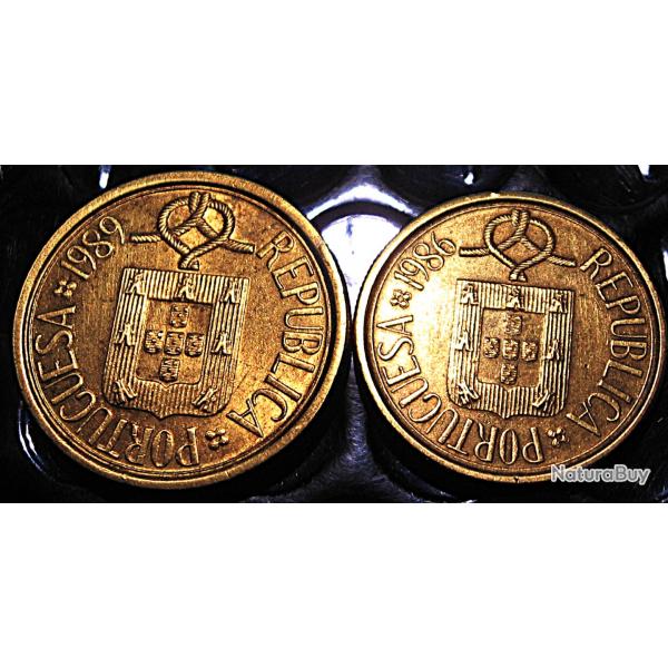 Portugal 2  pieces  de 5 & 10 escudos1986 ttb