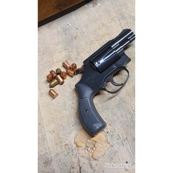 Revolver d'alarme Arminius HW37 calibre 9mm 380 avec 10 cartouches Blanc,   Bon tat l'ensemble