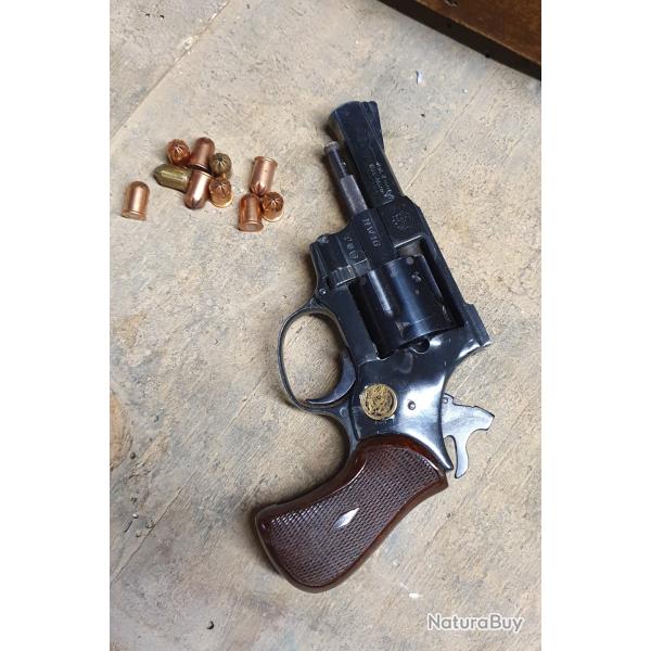 Rare Revolver d'alarme, 9mm ou 380 ARMINIUS HW 1 G d'origine Gas-Alarm 380 et 10 cartouches blanc PV