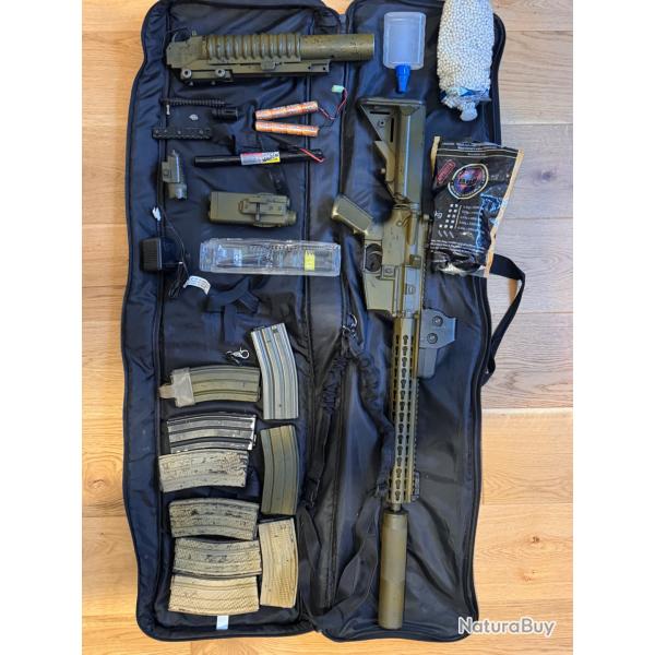 Pack Airsoft complet - Rplique M4 custom + accessoires