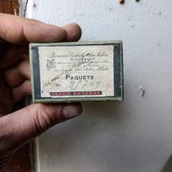 Boite de médicaments ancienne