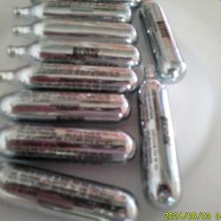 10sparclettes 12 gramm  CO2 Française,  pour armes de POINGS et d4Epaules Toutes ACtivités