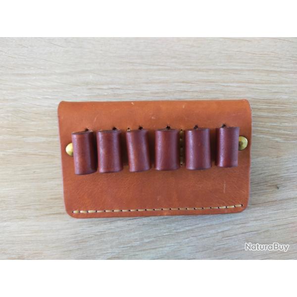 Cartouchire en cuir pour balles de carabine (cuire assez clair)