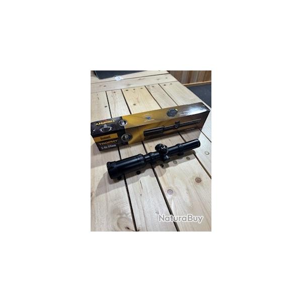 TROPHY XLT 1-4 X 24 avec colliers