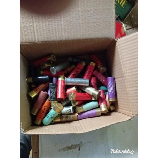 Lot de 50 cartouches anciennes cal 16 non recharges  douilles  cartons