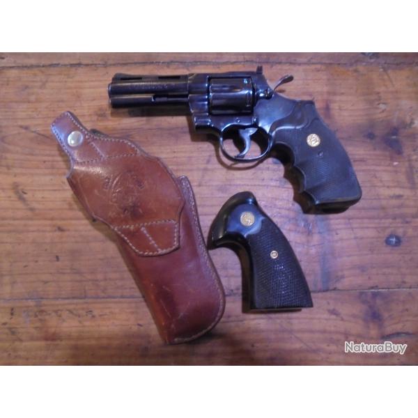 Beau colt PYTHON 4 pouces