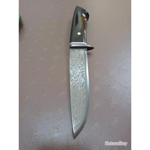 Couteau forg Jean Paul Sire damas barreaux motif explosion manche phacochre bne