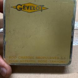 1 boîte de 200 cartouches 5.5 mm charge propulsive jaune  Gevelot