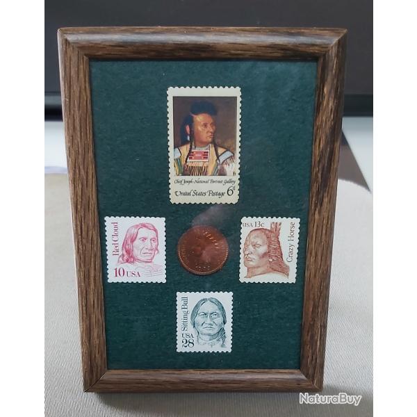 Petit TABLEAU avec quatre timbres et une pice des Natives d' Amrique .
