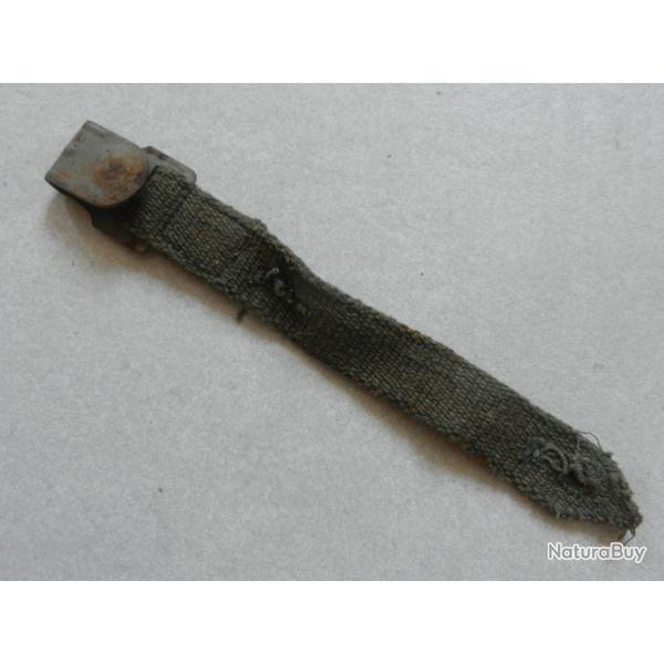 petite attache/sangle pour bote masque  gaz allemand WW2 - 2me guerre 1939-1945
