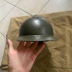 Coque casque français adrian modèle 26.