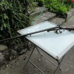 luxueux fusil a broche de Bernard incrusté d'or