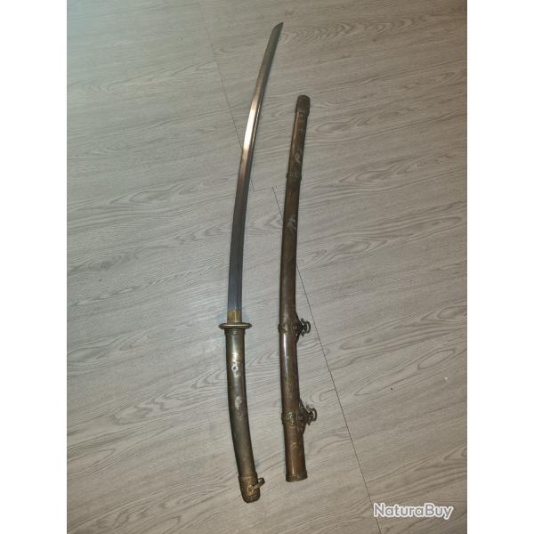 Magnifique katana japonais ancien marque du Forgeron dans la poigne Lame en damas 125 cm