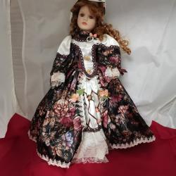 poupée de collection