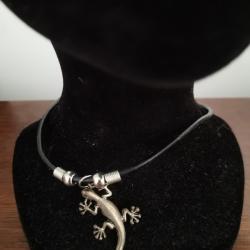 collier lezard gecko