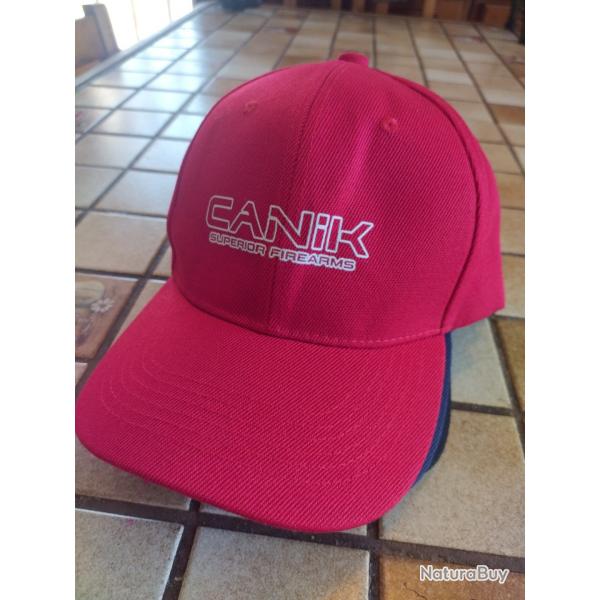 Canik casquette rouge