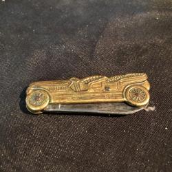PETIT COUTEAU COURSOLLE EN FORME DE VOITURE