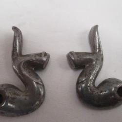 une paire  d'ébauche de  chens pour pistolet a broche