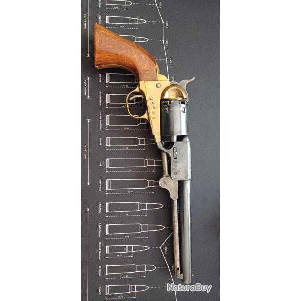 Trs beau Rvolver Pietta Poudre Noir calibre 36