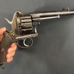 ÉNORME REVOLVER 12 coups calibre 9mm à broche