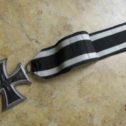médaille croix de fer 2° classe Allemagne Allemande première guerre ww1 Allemand anneau soudé