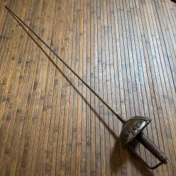 BELLE ÉPÉE DE DUEL A LA TAZA ESPAGNE XlX éme LAME POINÇONNÉ