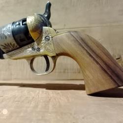 poignée crosse en noyer colt 1851 pietta