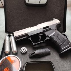 Walther CP99 CO2 état neuf , semi automatique , 2 barillets fourni avec et 2 cartouches de Co2