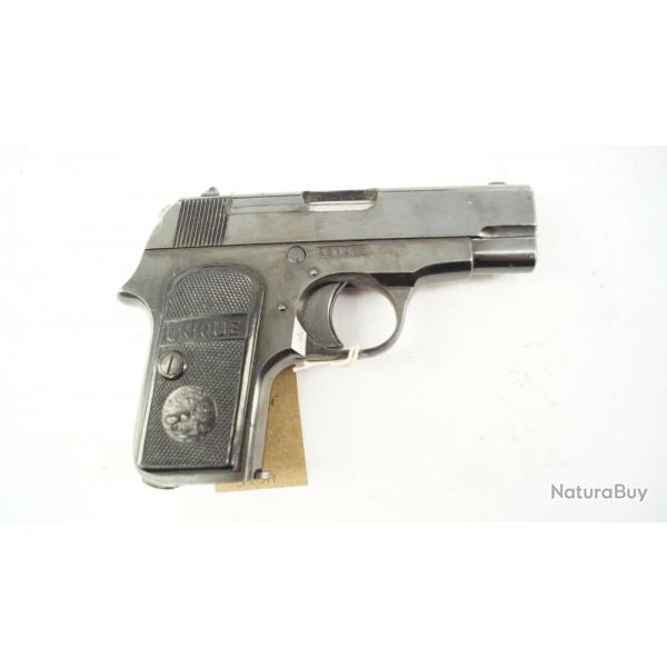 Pistolet Unique le véritable 7.65B dans sa boîte d'origine daté 1949