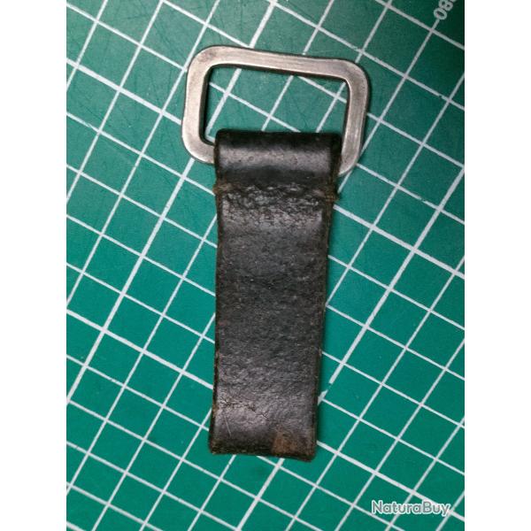 PASSANT AVEC ANNEAU POUR CEINTURON ALLEMAND WW2 39/45 (1)
