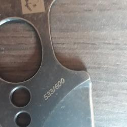 Paire de push daggers max knives Devil's Tongue édition limitée