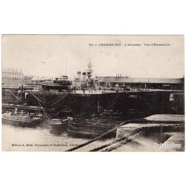 CPA -  CHERBOURG - L'Arsenal Vue d'Ensemble  N1357