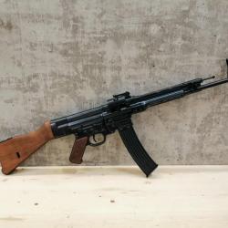 STG 44 - répétition manuelle - catégorie C - avec rail latéral pour optique