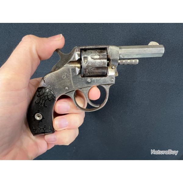 H&R YOUNG AMERICA calibre 22 short