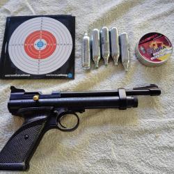Pistolet à plomb Crosman 2240 CO2 - Cal. 5.5 - 9.5 Joules + 6 cartouches co2+ une boite de plombs+ 1