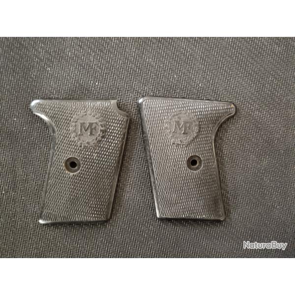 PLAQUETTES PISTOLET "LE FRANCAIS" 6.35