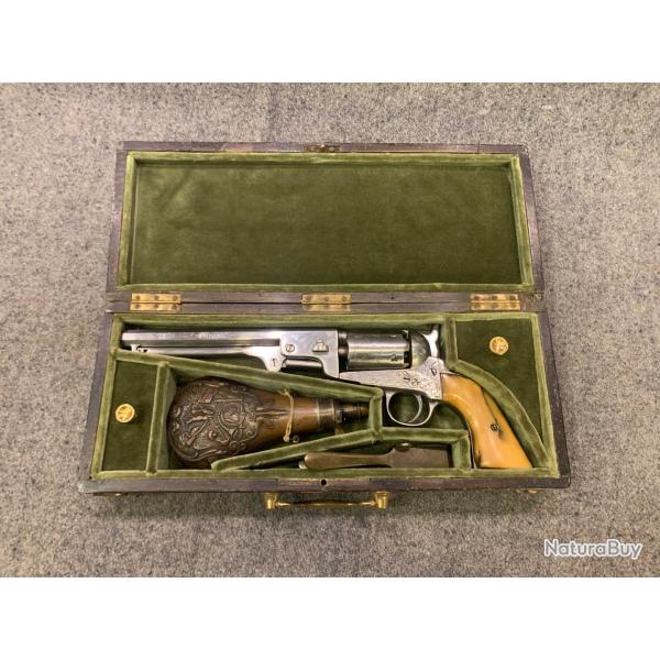 Revolver type Colt Navy (belge) 19me sicle en coffret