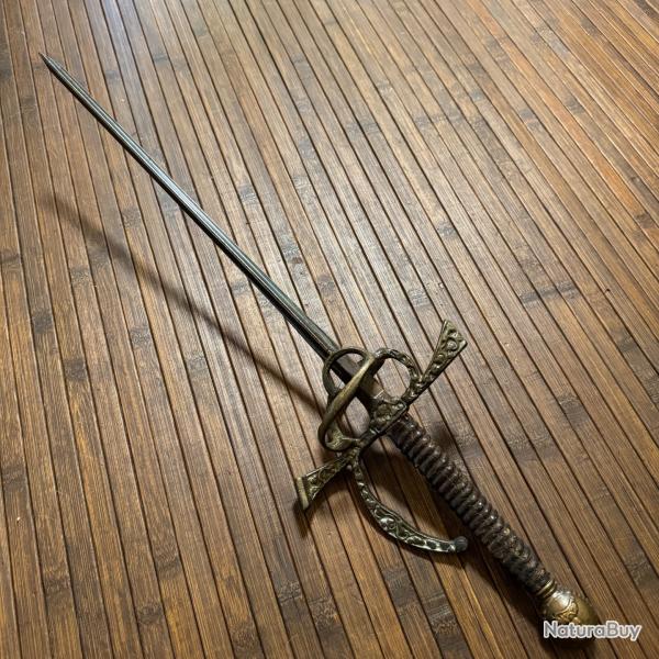 DAGUE MAIN GAUCHE XlX me SUR UNE PE DE DUEL PRIEUR FRANCE