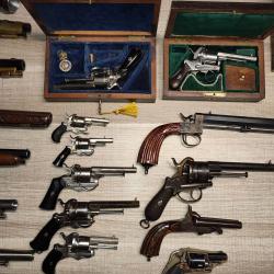 Grand lot de pistolets et révolvers tous en catégorie D e) et f) vente libre majeur