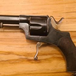 Joli revolver calibre 320, système Bayet