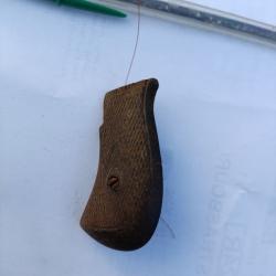 Plaquette de petit revolver