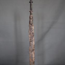 Epée en fer dite "aux masques" - Luristan (Louristan), 1100-700 avant Jésus Christ (2)