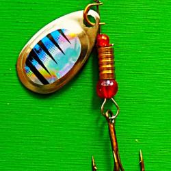 Cuiller tournante pour tuites, perches et autres carnassiers - 3.15 gr - CT-M2