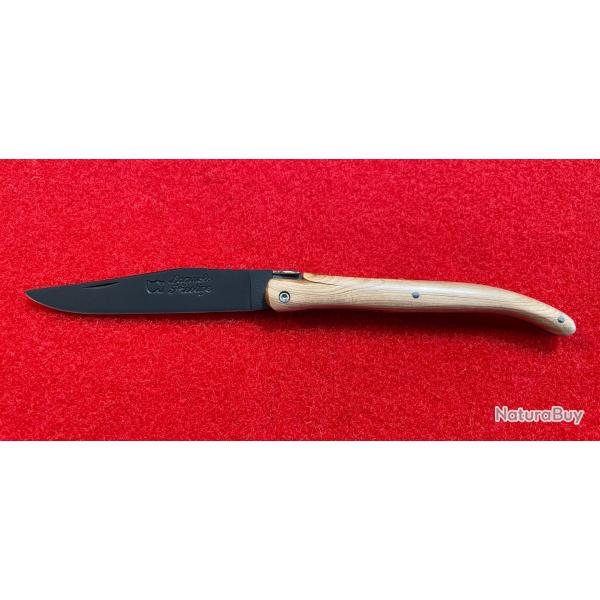 Couteau LAGUIOLE PRESTIGE par la coutellerie LE SABOT : lame TFLON NOIRE, manche GENVRIER.