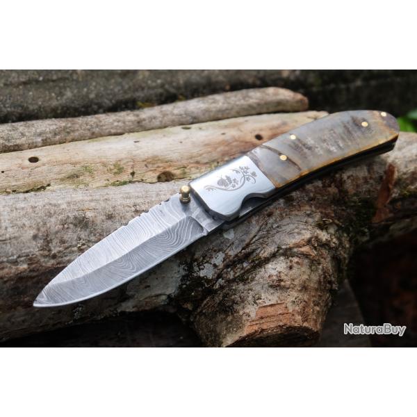 Beau Couteau Damas Lame Drop Point 128 Couches Manche Blier Mitres Fleurs Linerlock Fab Artisanale