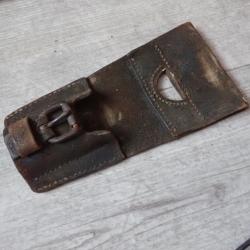 1890 Porte fourreau pour glaive, baïonnette de fusil, mousqueton suisse Vetterli ou 1889 RUBIN