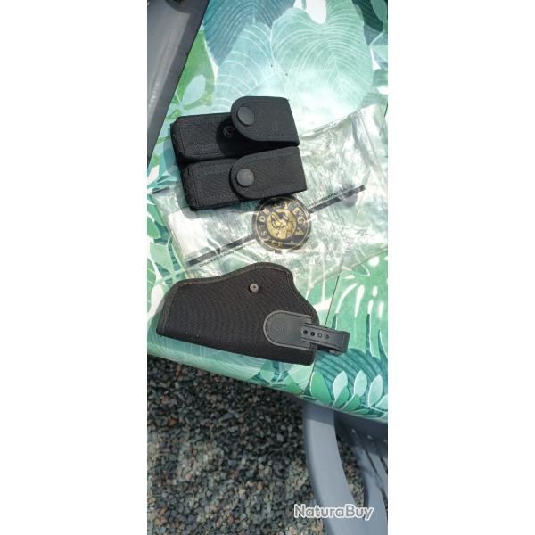 tui et porte chargeur